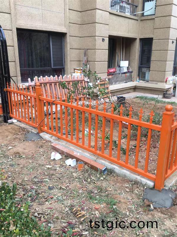 鐵藝(yi)欄(lan)桿